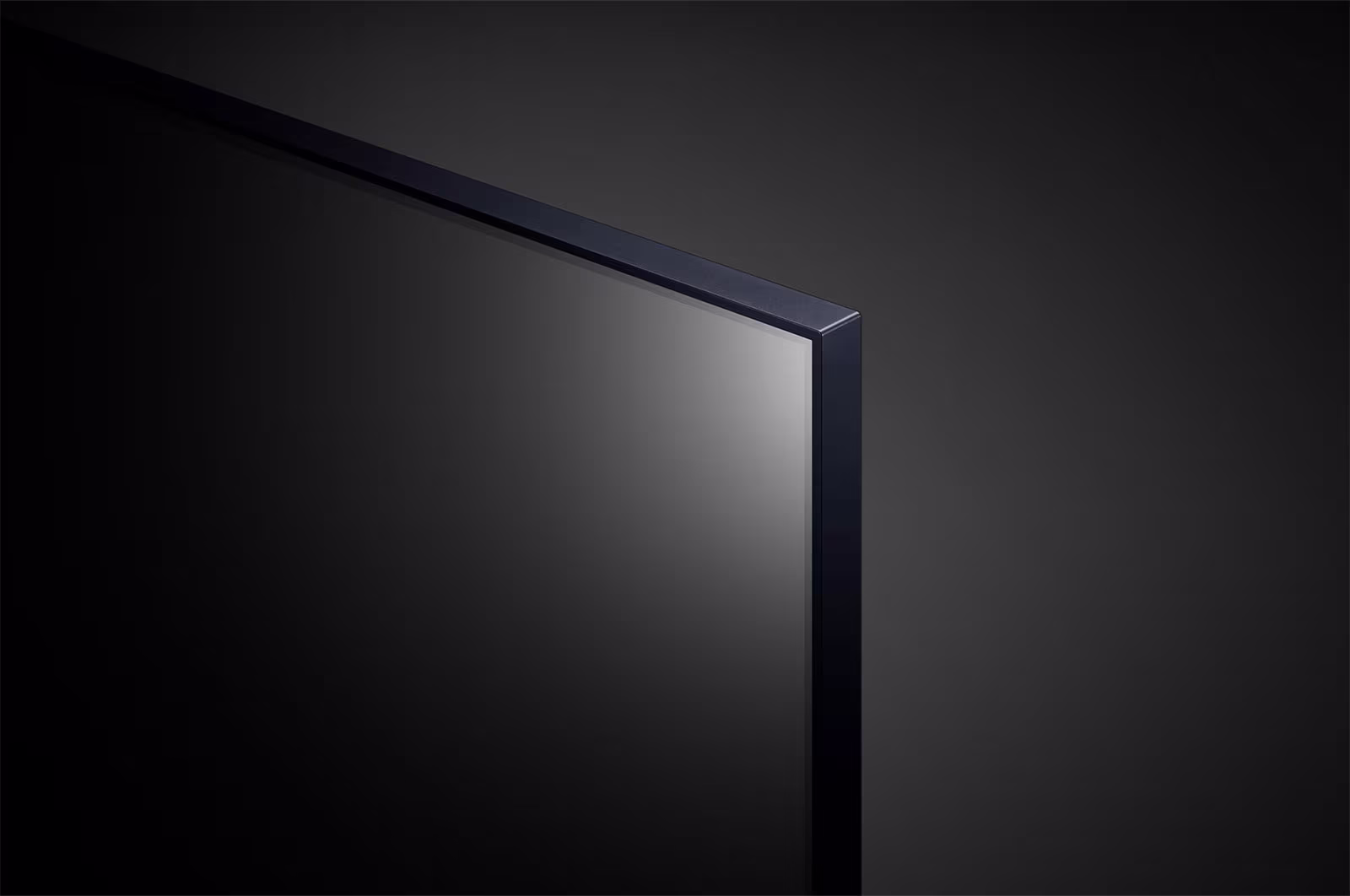 Photo of تلفزيون LG UHD AI UT80 4K الذكي مقاس 86 بوصة المدعوم بجهاز التحكم AI Magic remote وميزة HDR10 وواجهة webOS24 طراز 86 عام (2024)