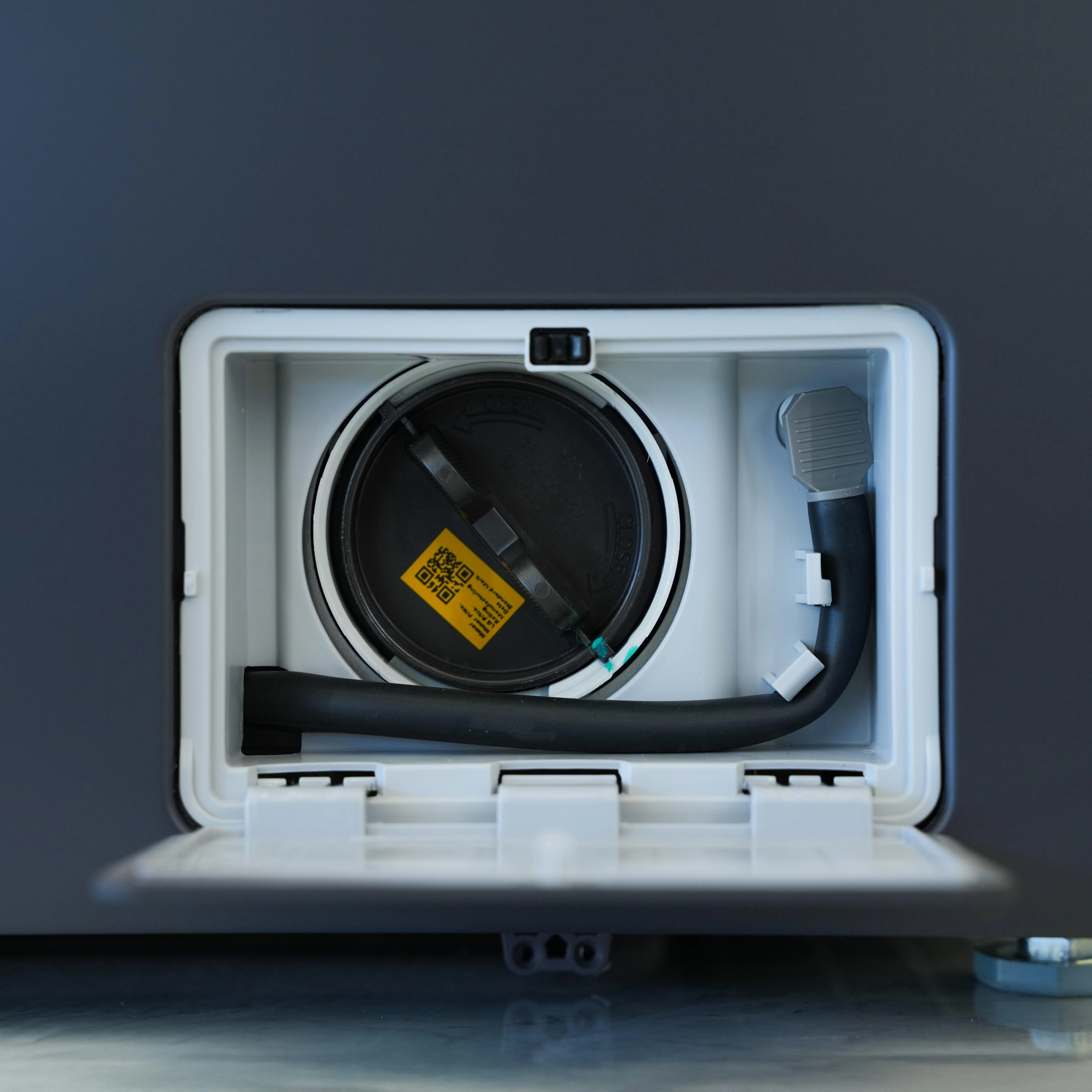 Photo of Washing Machine,15/8KG Capacity with AI DD™, Steam™, TurboWash™ 360, Essence Graphite