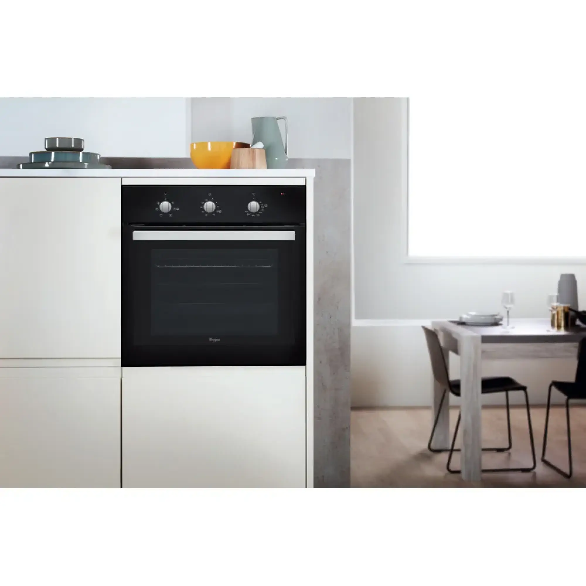 Photo of فرن كهربائي مدمج (بلت إن) من ويرلبول: لون أسود، تنظيف ذاتي – AKP 738 NB