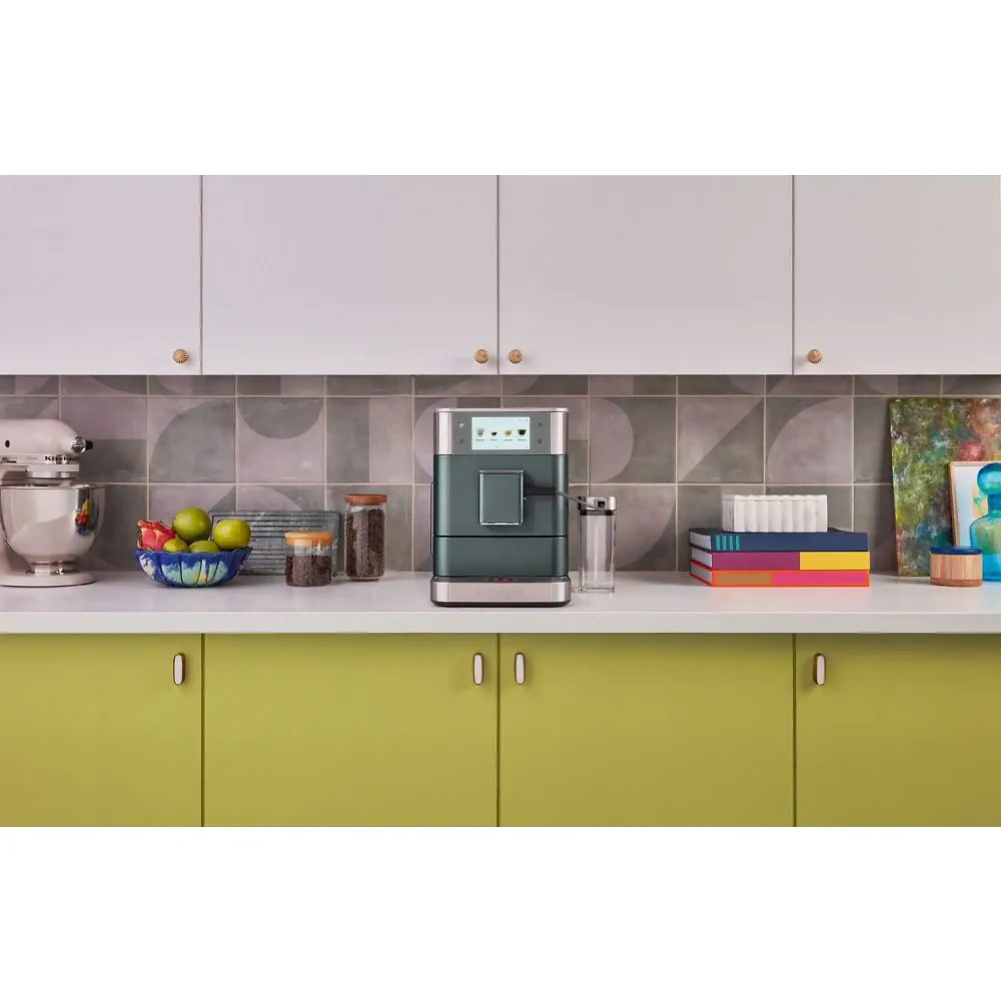 Photo of ماكينة صنع القهوة أوتوماتيكية بالكامل كيتشن أيد موديل KF8 - لون جونيبر | 5KES8558BJP