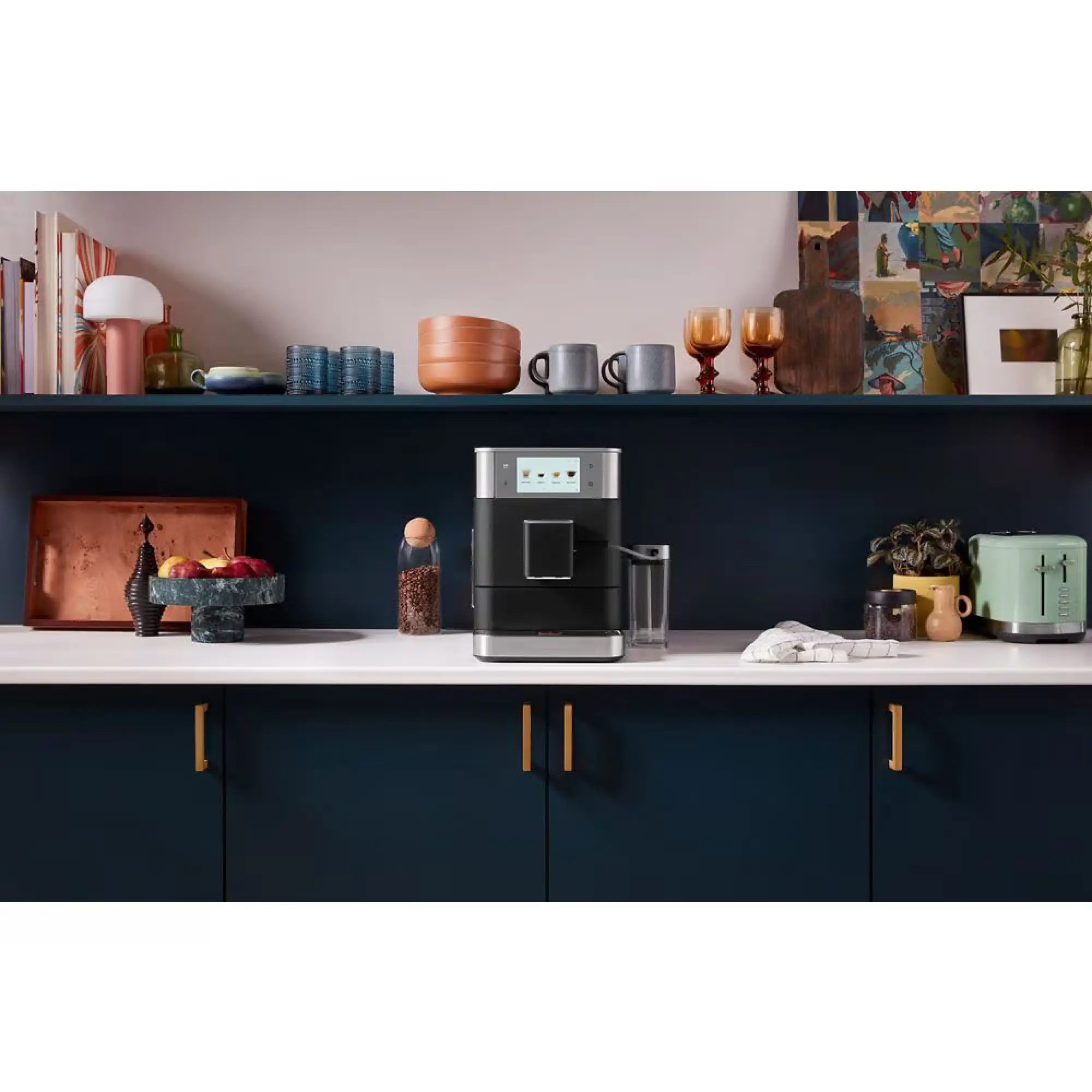 Photo of ماكينة صنع القهوة أوتوماتيكية بالكامل كيتشن أيد موديل KF8 - لون أسود حديدي (5KES8558BBK)