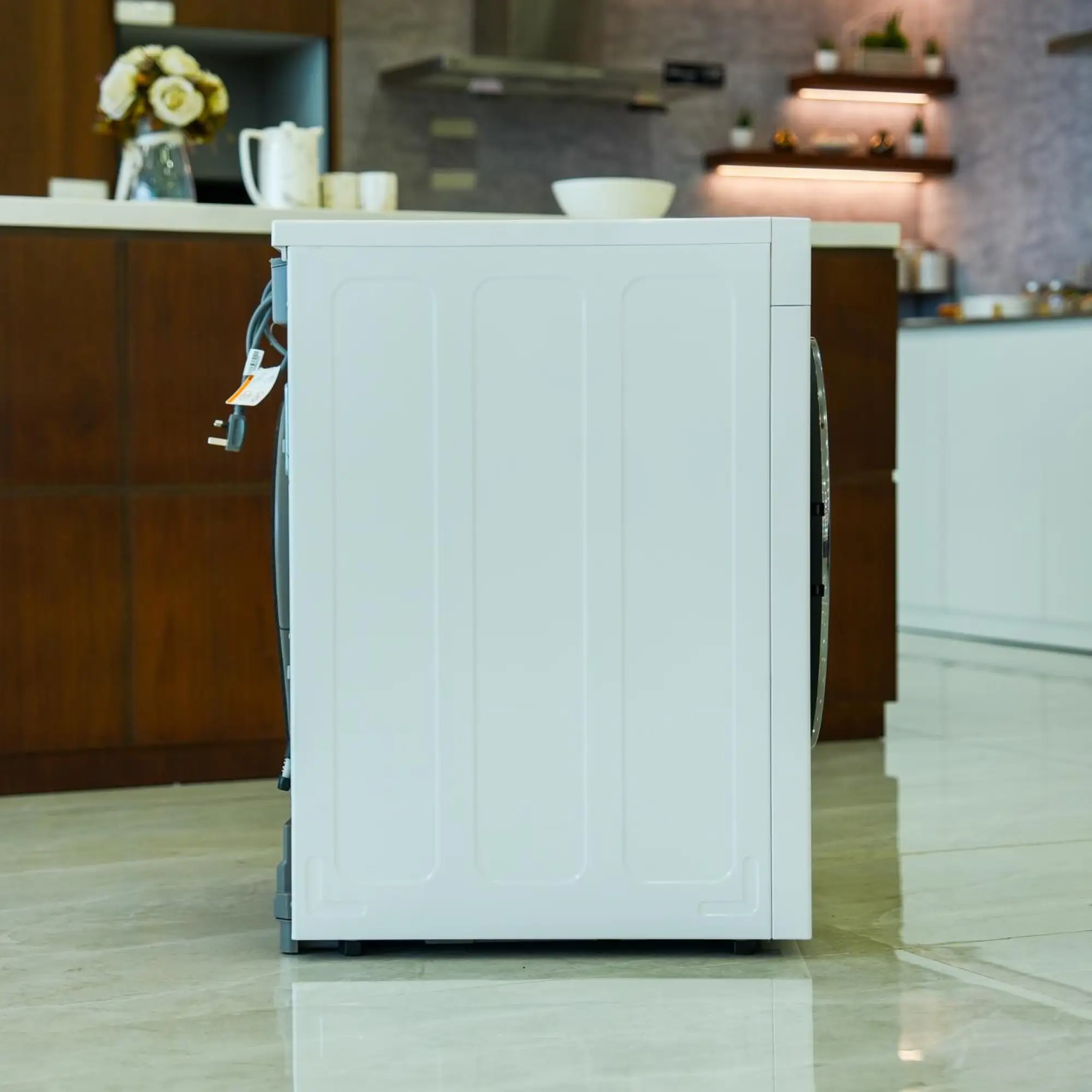 Photo of مجفف ملابس LG سعة 10 كجم بتقنية الذكية (Dual Inverter Heat Pump) باللون الأبيض (E-White).